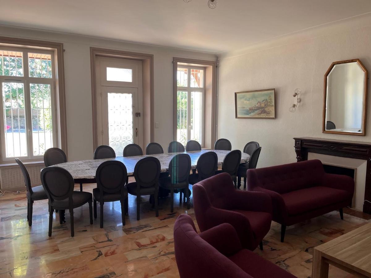 Domaine Clos Et Arbore De 3 Ha Avec Deux Maisons Lamothe-Montravel Eksteriør bilde