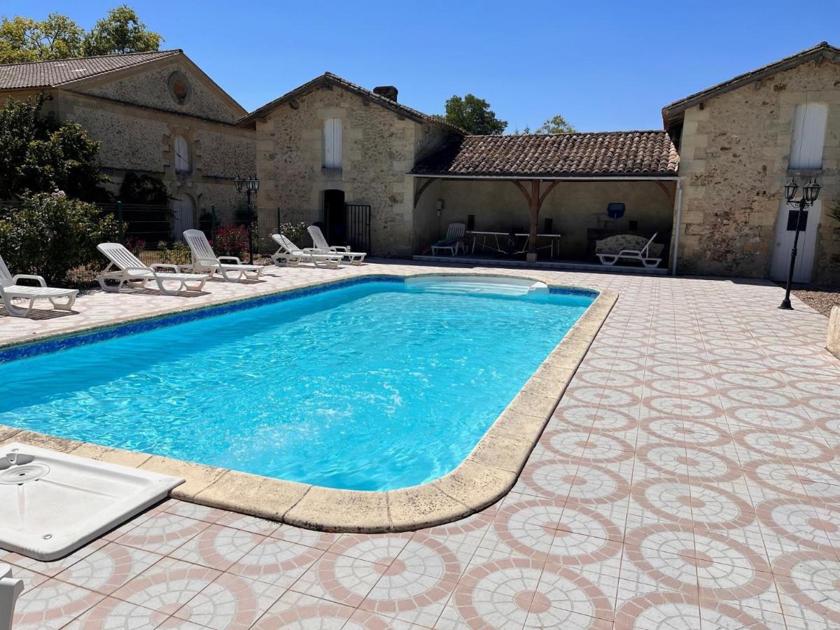 Domaine Clos Et Arbore De 3 Ha Avec Deux Maisons Lamothe-Montravel Eksteriør bilde